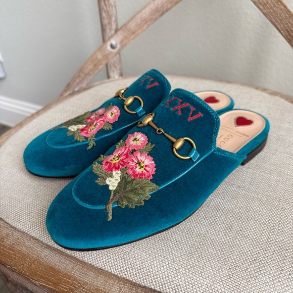 Gucci princetown velvet mules Neiman Marcus 110th special edition - Picture 4 of 10
